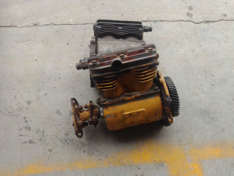 Sprężarka Powietrza SW 680 Jelcz Ładowarka ł34 Bizon HSW Stalowa Wola