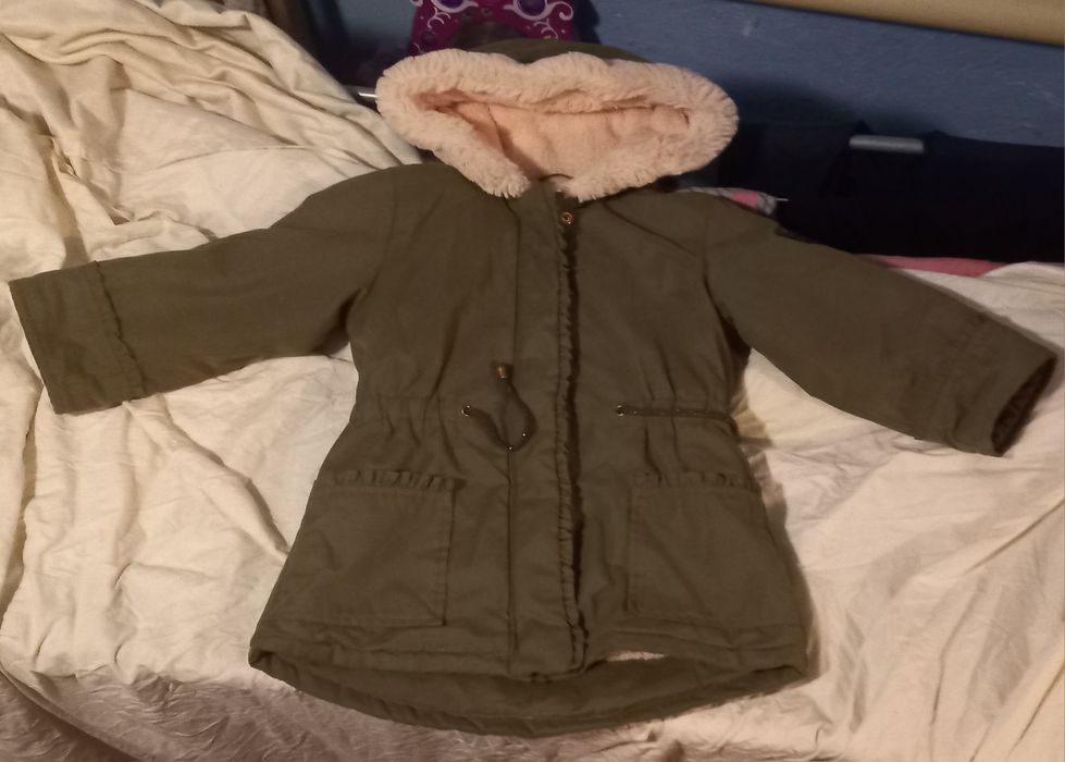 Парка , куртка , шубка. Демі весна осінь