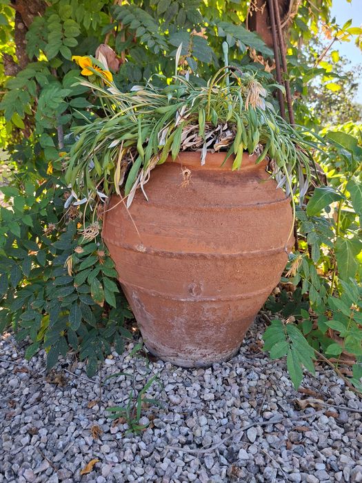 Potes em barro antigo - 40 cm de altura - 2 potes