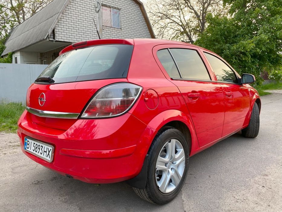 Опель Астра 1.6 газ 2012 рік