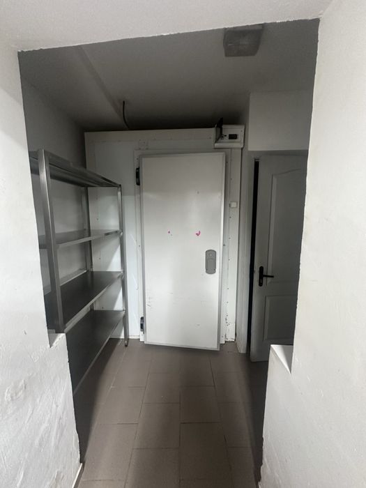 АРЕНДА 90m2 Европейская пл. Магазин Кафе Салон Престиж, Трафик