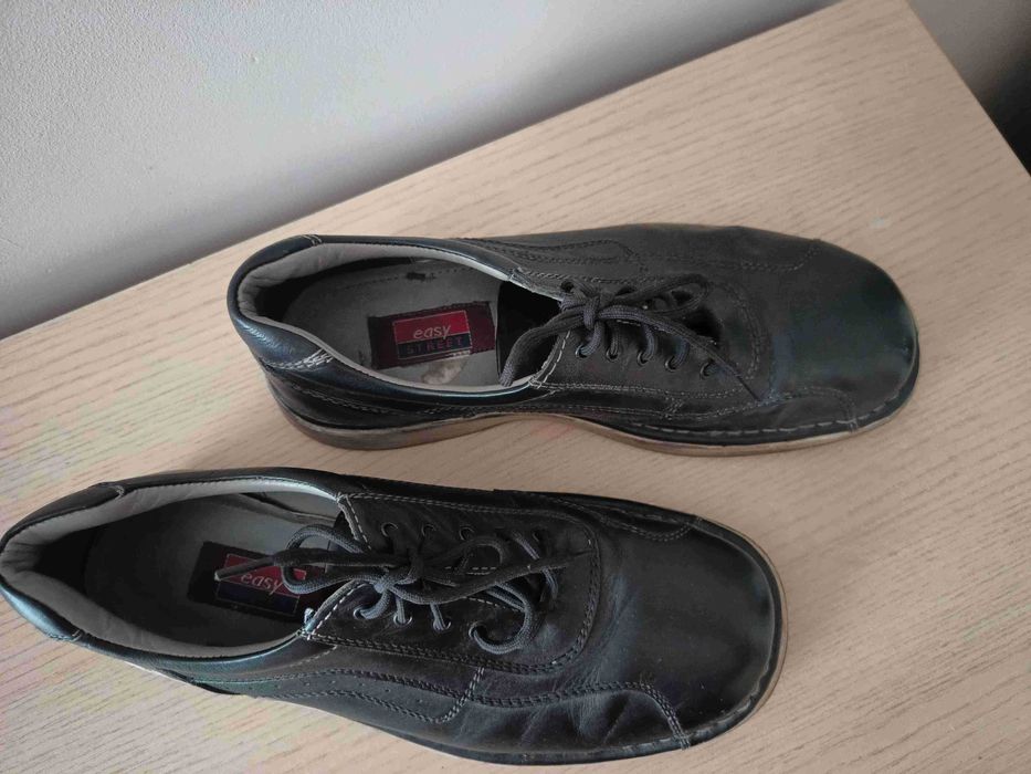 Męskie skórzane buty Easy Street roz. 43