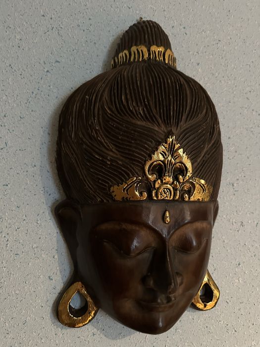 Maska „złotego” Buddy