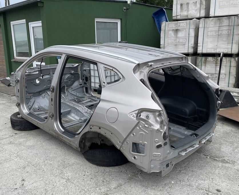 Четверть левая правая передняя задняя Hyundai Tucson 3, 4 чверть