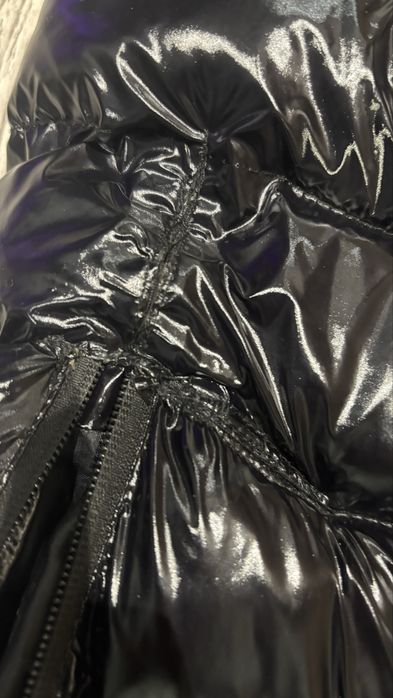 Czarny bezrekawnik Moncler