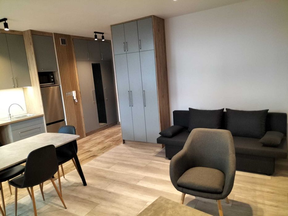 Przytulna kawalerka 32 m2 z ogródkiem przy ul. Zbożowej w Wieliczce.