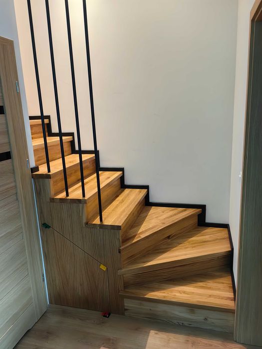 Schody drewniane na beton