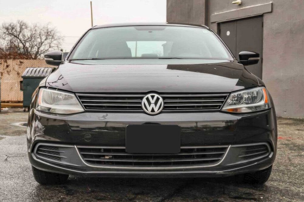 Volkswagen Jetta      2013