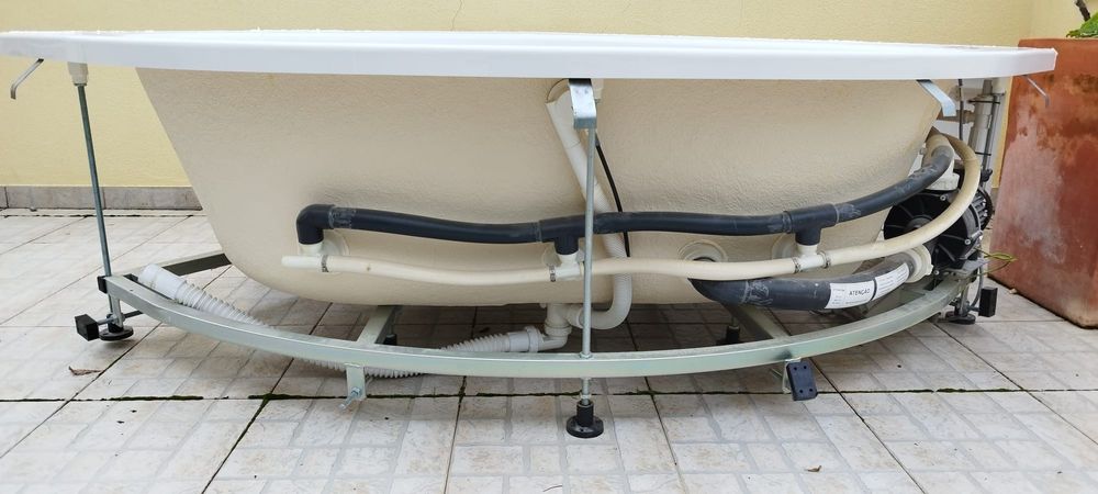 Banheira de hidromassagem
