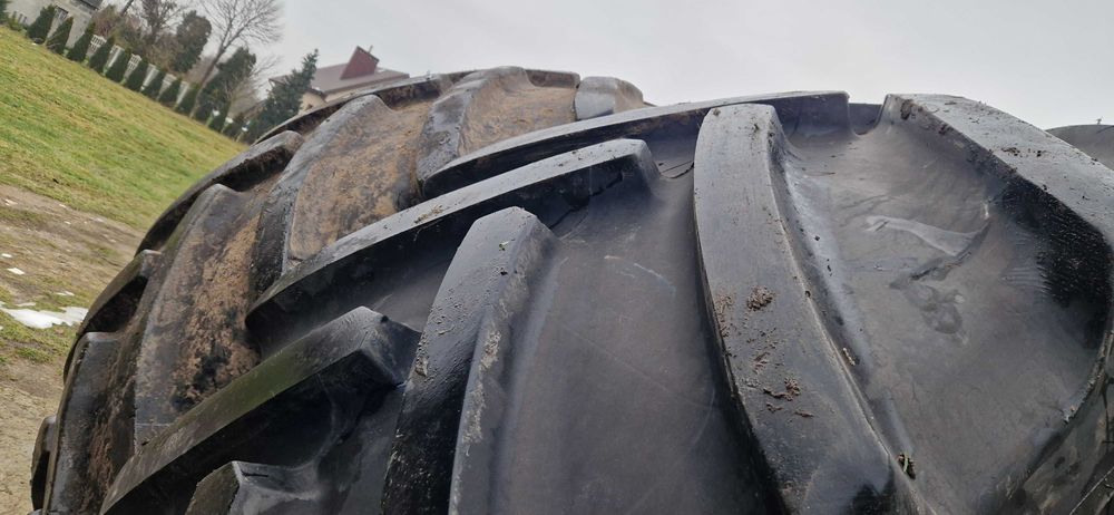900/60r38 900/60-38 Mitas 80% bieznik