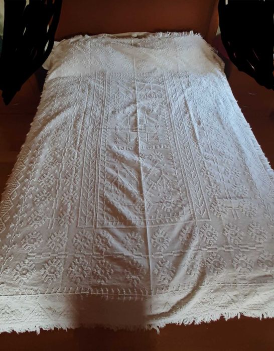 Manta em linho centenária