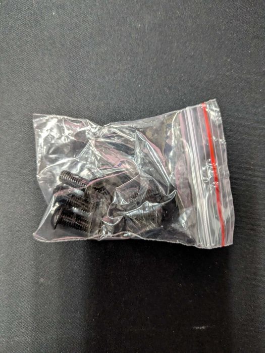 Porta bidon Bicicleta NOVOS em fibra de carbono, 10g ± 3g