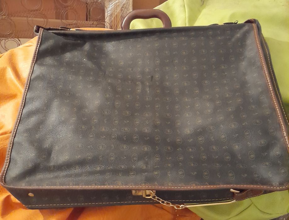 Porta fatos com cabide