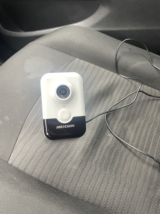 Продам камеру HIKVISION