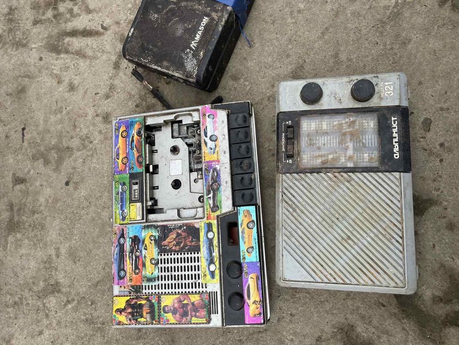 Продаю радіо приймач ссср