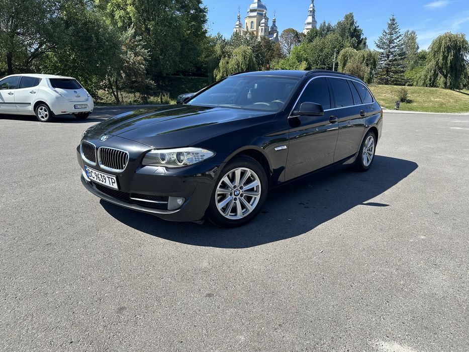 BMW 5 Series F11 2013 рік