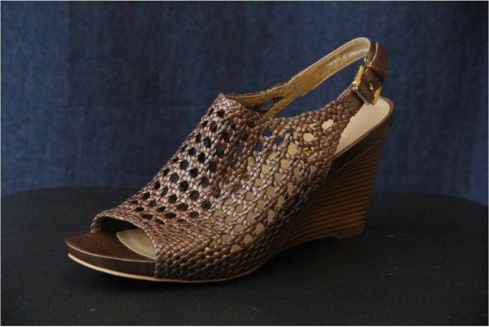 Фірмові брендові босоніжки Ecco. Шкіра.