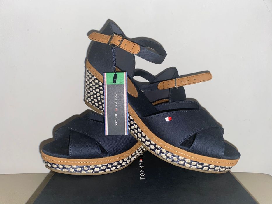 Tommy Hilfiger Espedryle Iconic sandaly rozmiar 37
Espadryle Iconic El