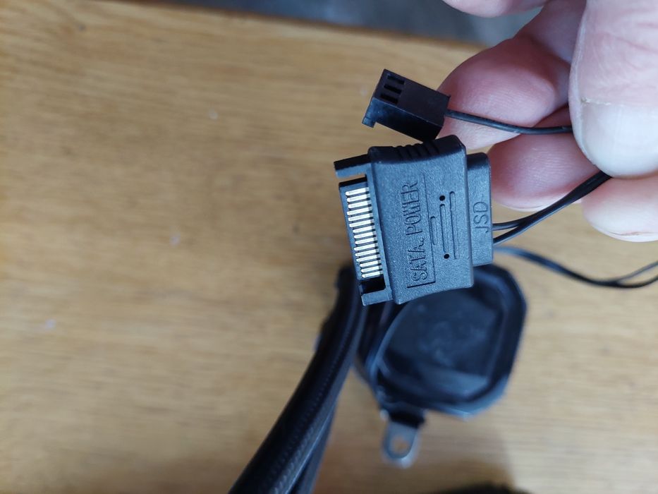 Водяне охолодження Corsair Hydro H100x (CW-9060040-WW)