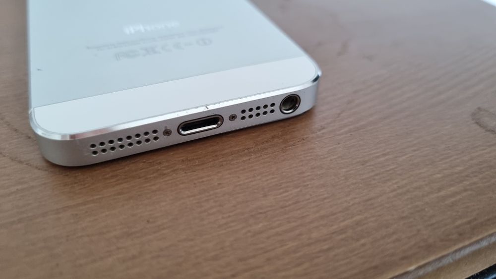Iphone 5 od pierwszego właściciela