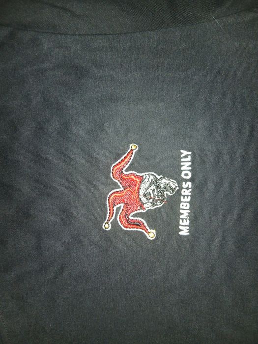 Футболка чоловіча оригінал members only з аплікацією.