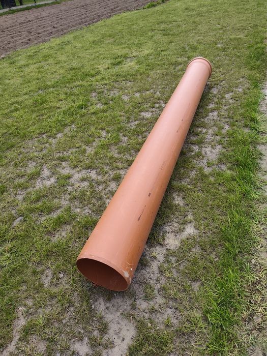 Rura kanalizacyjna zewnętrzna PVC 315X7,7 3mb SN4 KG