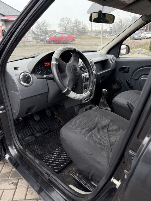 Renault Logan MCV в Універсалі Dacia