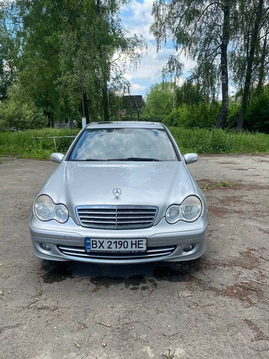 Mercedes-Benz c203