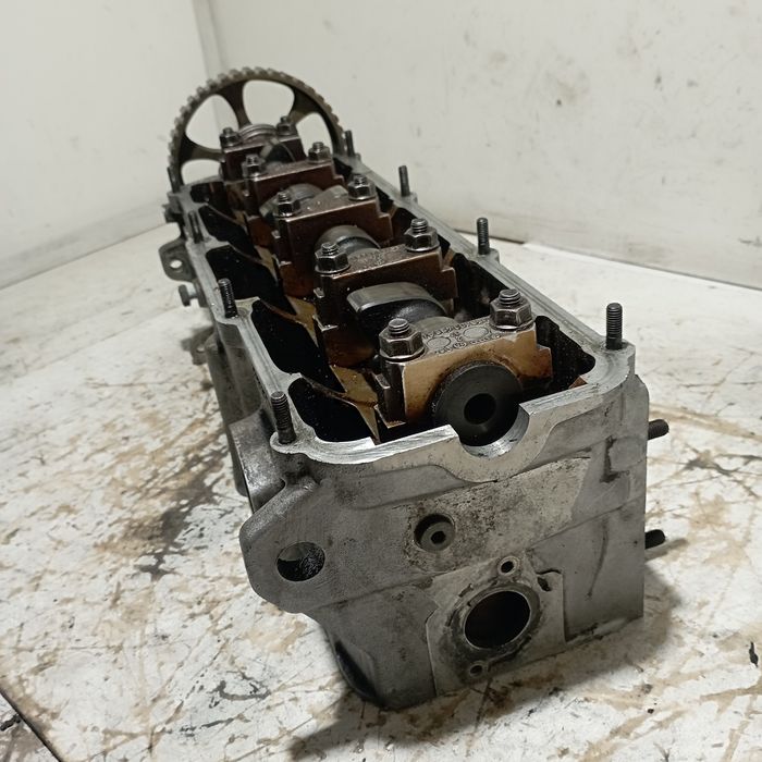 Гбц головка 2.0 8V  Audi 80 100 Passat b3 B4 Golf Vento