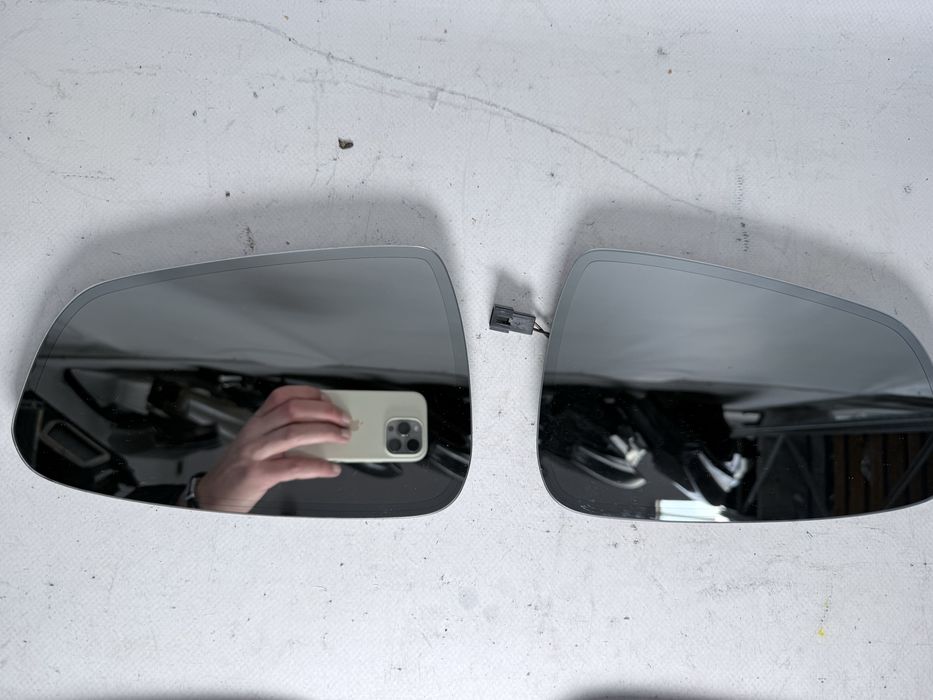 Зеркальный элемент европа Tesla Model X