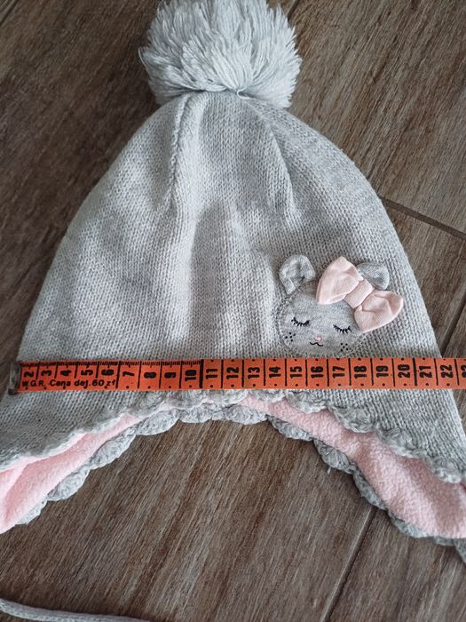 Czapki H&M r. 74 dla bliźniaczek