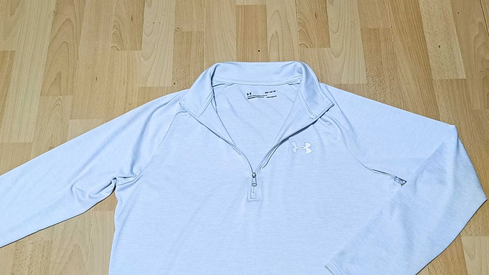 Męska bluza UNDER ARMOUR r.M stan bardzo dobry