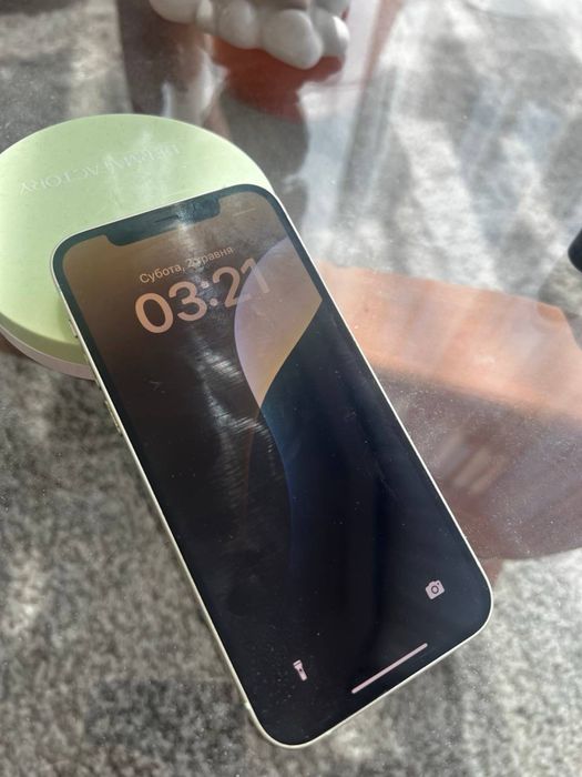 Iphone 12 в хорошому стані