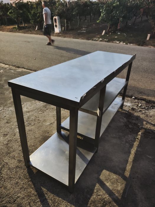 Bancada de Trabalho Inox c/ Prateleiras (1,75m)