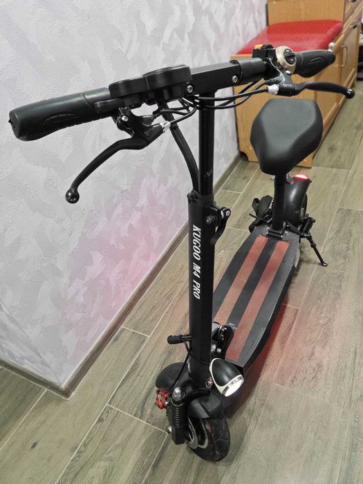 Продам електросамокат