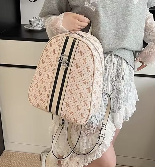 Plecak Guess premium Modny biały