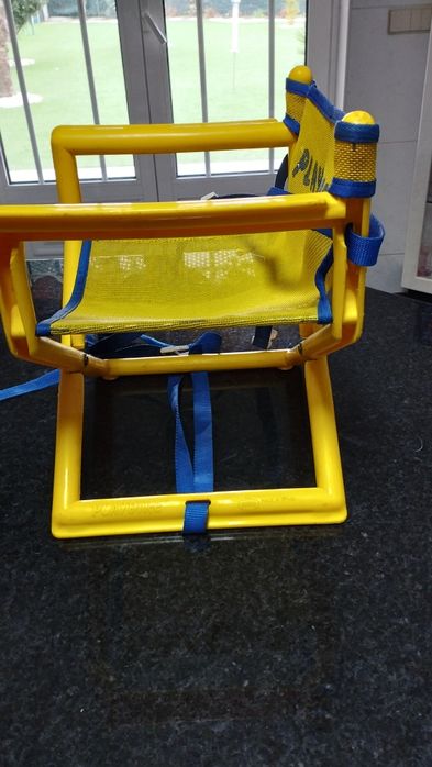 Cadeira de refeição para criança