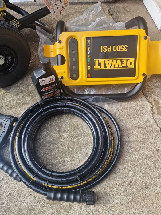 Kercher DeWalt spalinowy 3500 psi