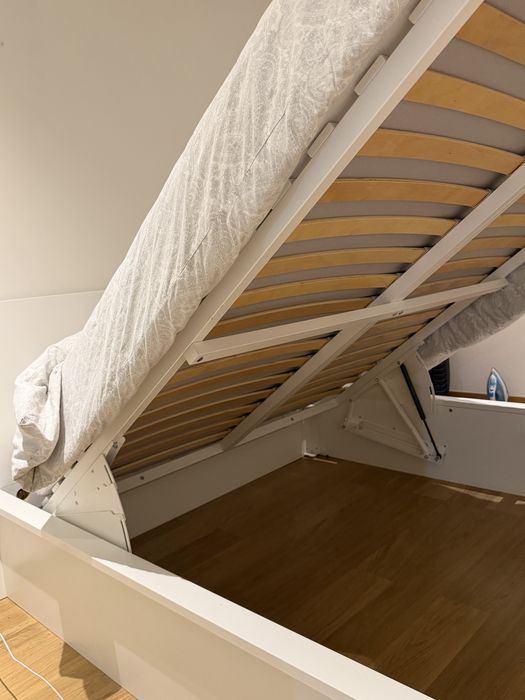 Cama malm ikea branca 160cm
