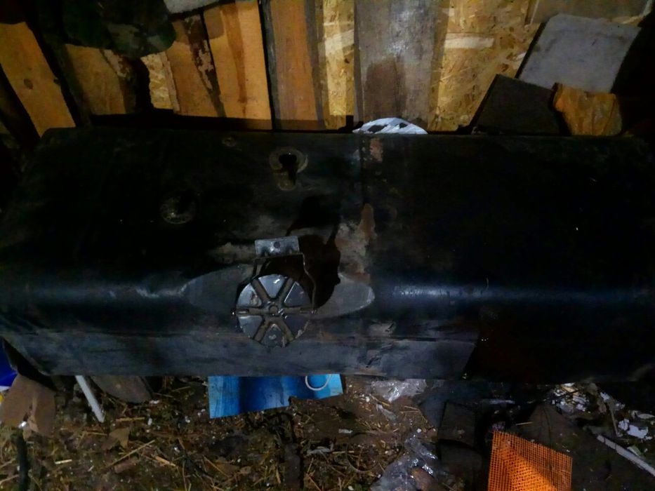 Бак камазовський