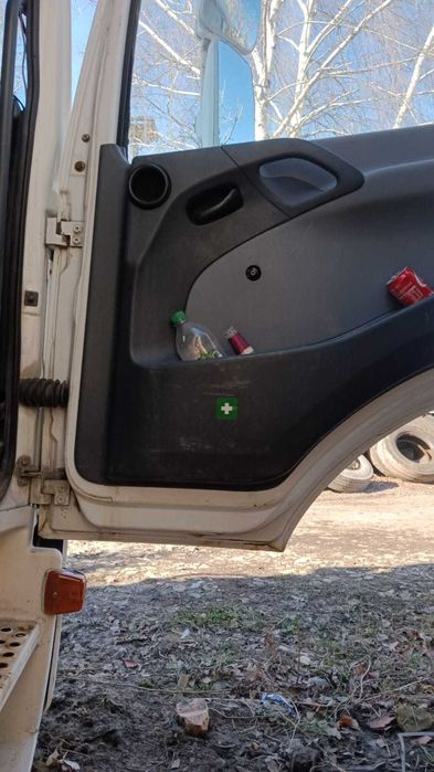 Drzwi Mercedes Atego Prawe Lewe 1223