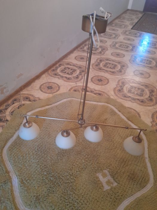 Żyrandol z mosiądzu