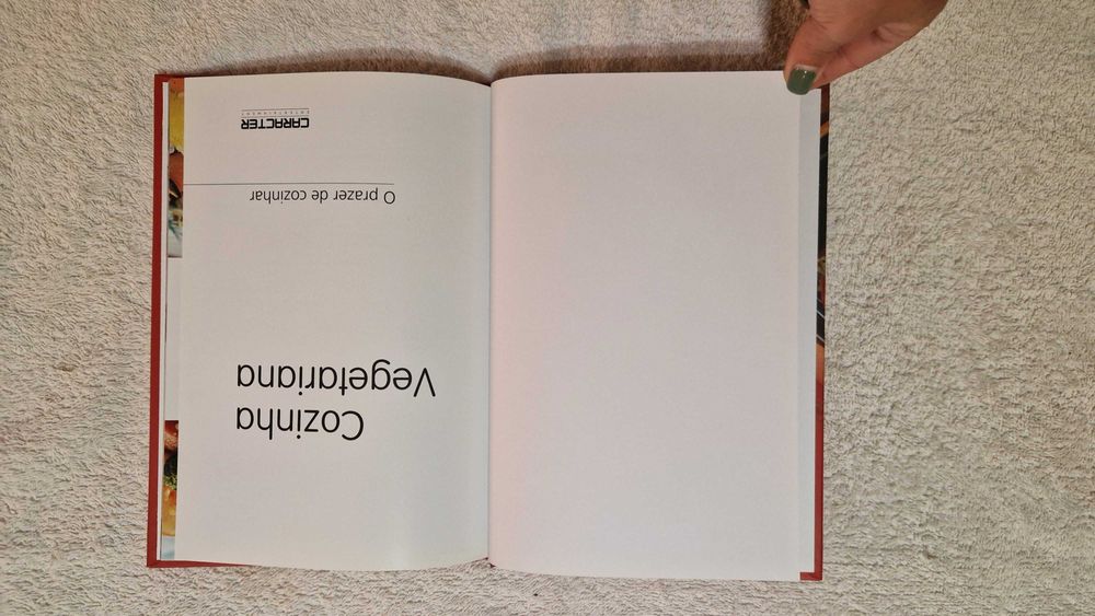 Livro "Cozinha Vegetariana"