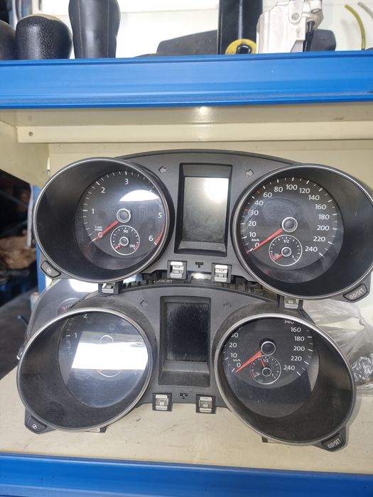 Quadrante Volkswagen Golf 6 1.6 tdi