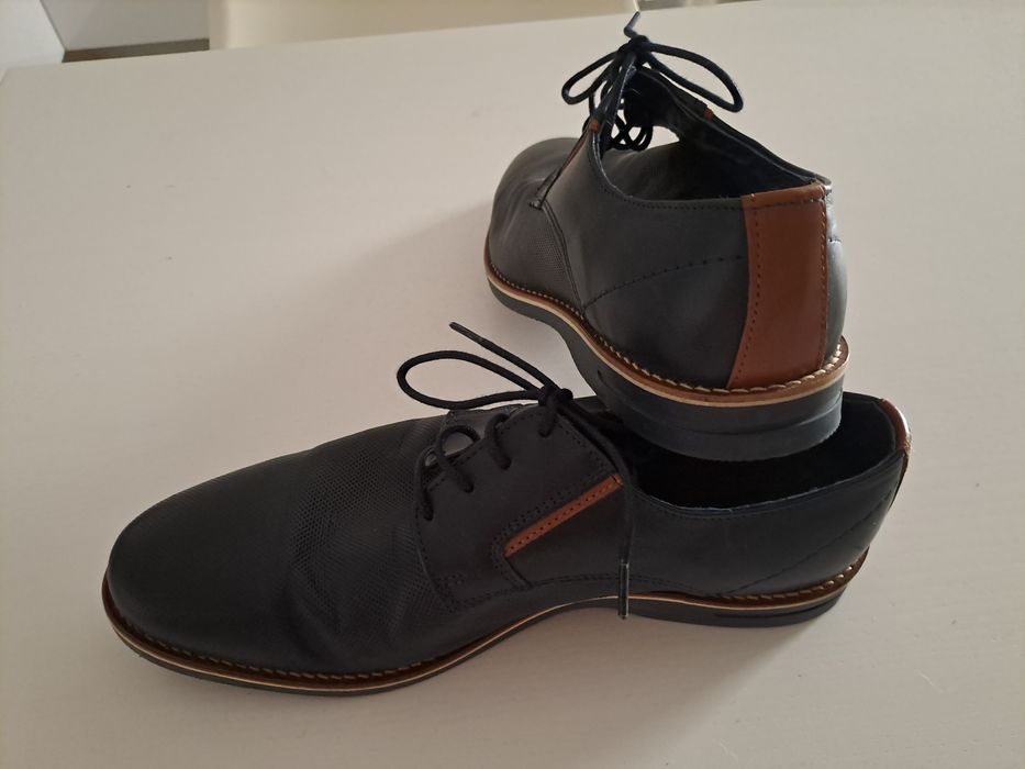 Sapatos homem - tam 42