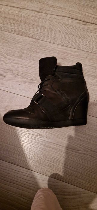 Buty damskie 36 Wojas