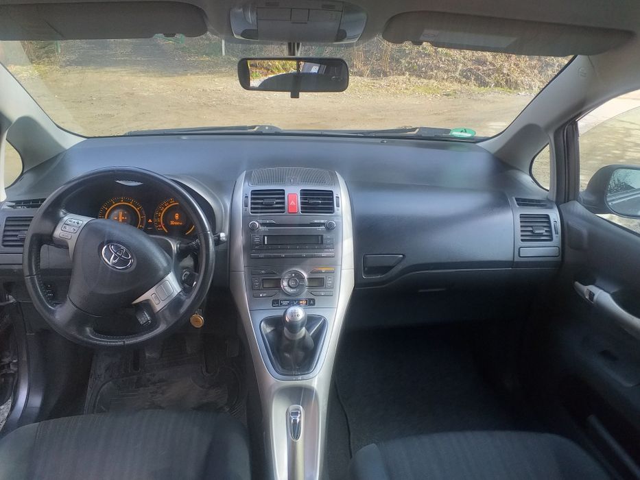 Toyota AURIS 1.6