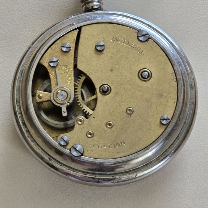Годинник Ingersoll Radiolite карманний вінтажний.