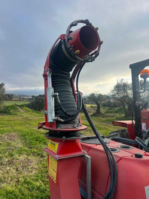 Pulverizador Canhão Marca Daragone 250 lit.