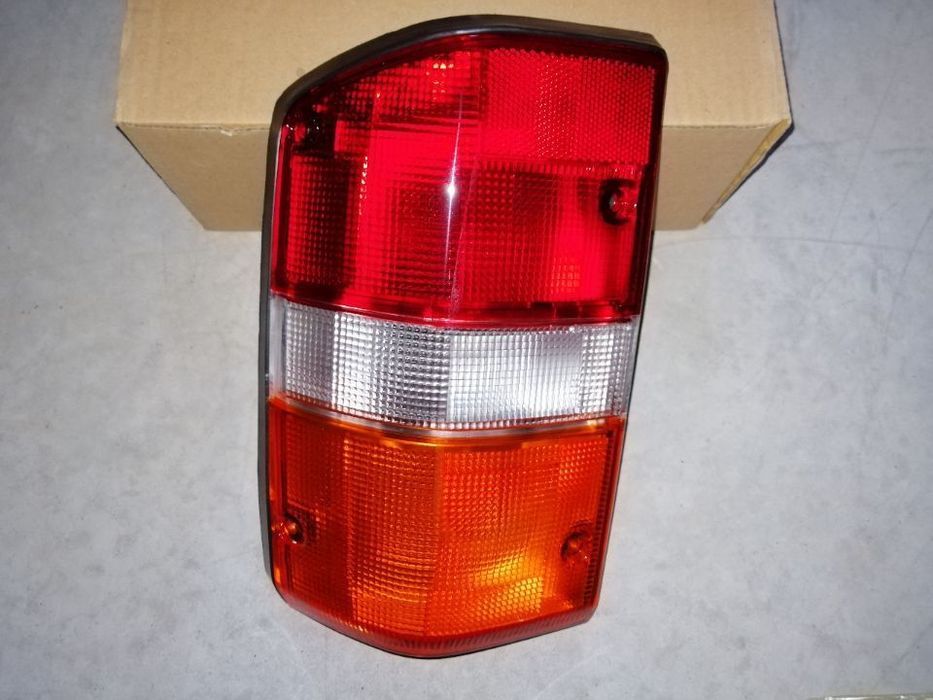 Farolins de trás multifunções Nissan patrol gr y60 NOVO